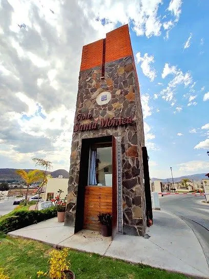 Foto 2 de Casa en venta en ALTA CALIFORNIA, Coto SANTA MONICA (14), Tlajomulco de Zuñiga