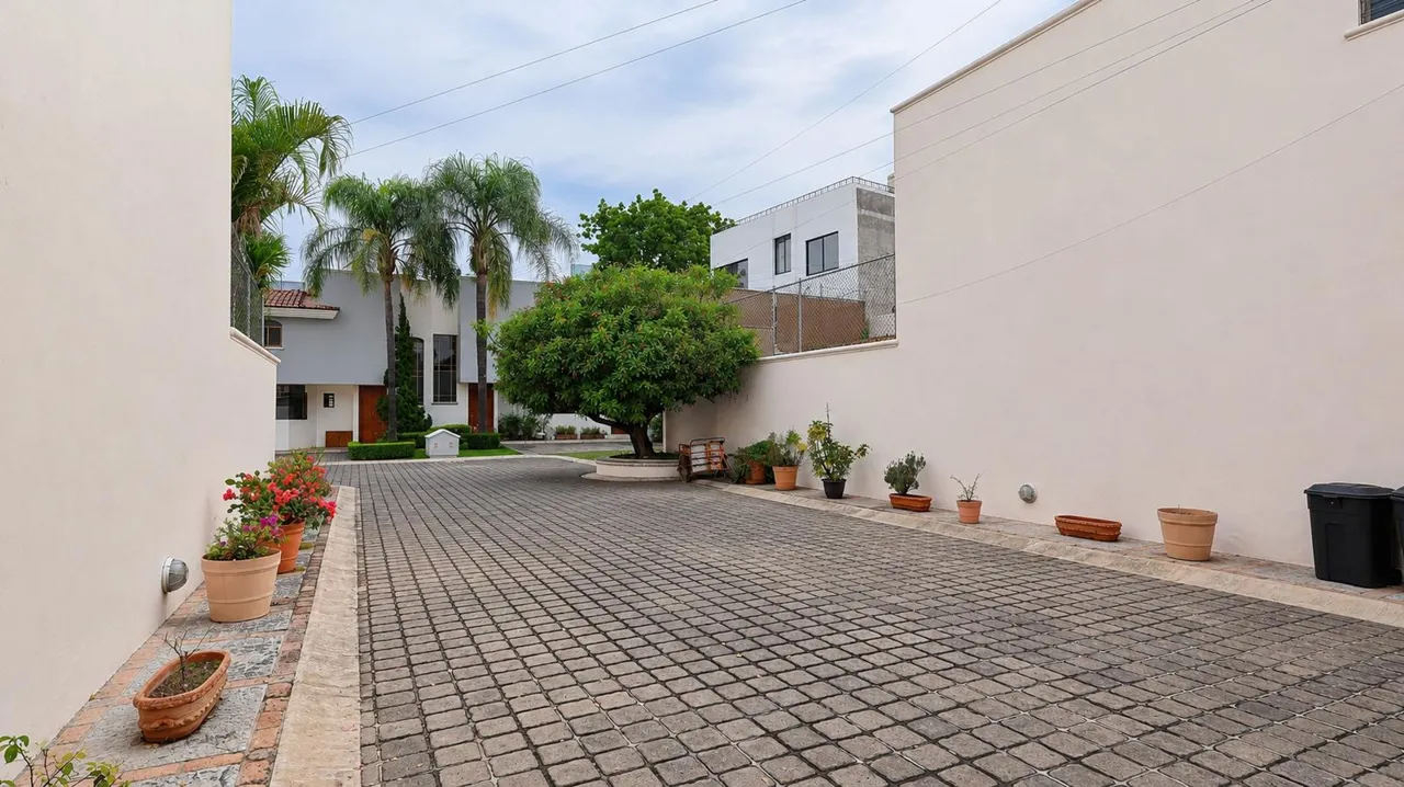 Foto 3 de Casa en renta Colonia Monraz, Guadalajara Jalisco
