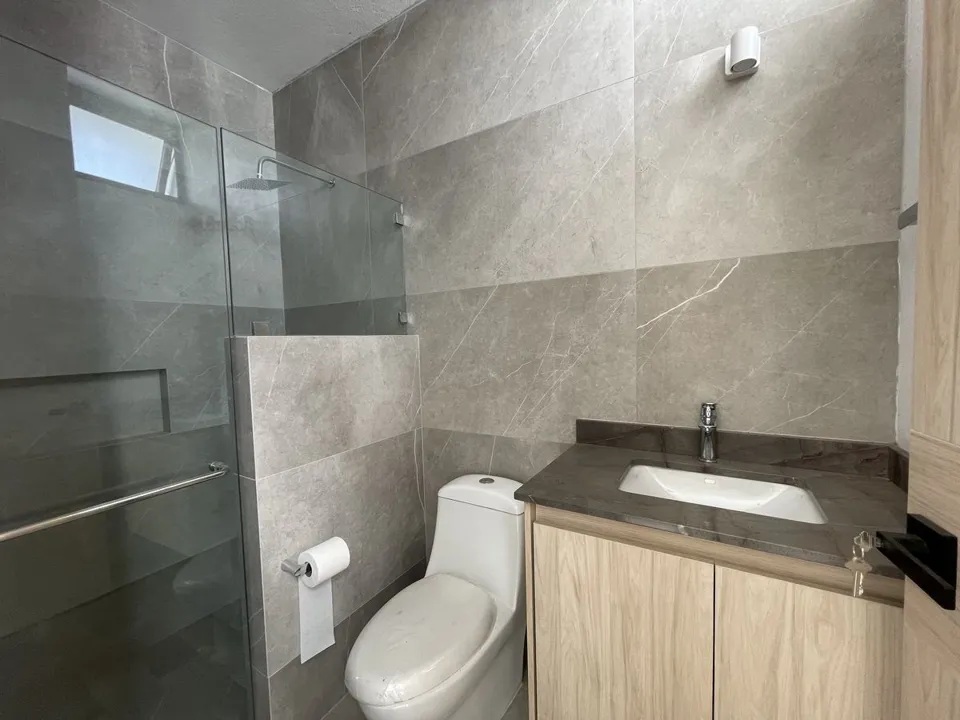 Foto 3 de CASA EN VENTA EN PARAJE CASA DE AUTOR, LAS GRULLAS, SANTA ANITA