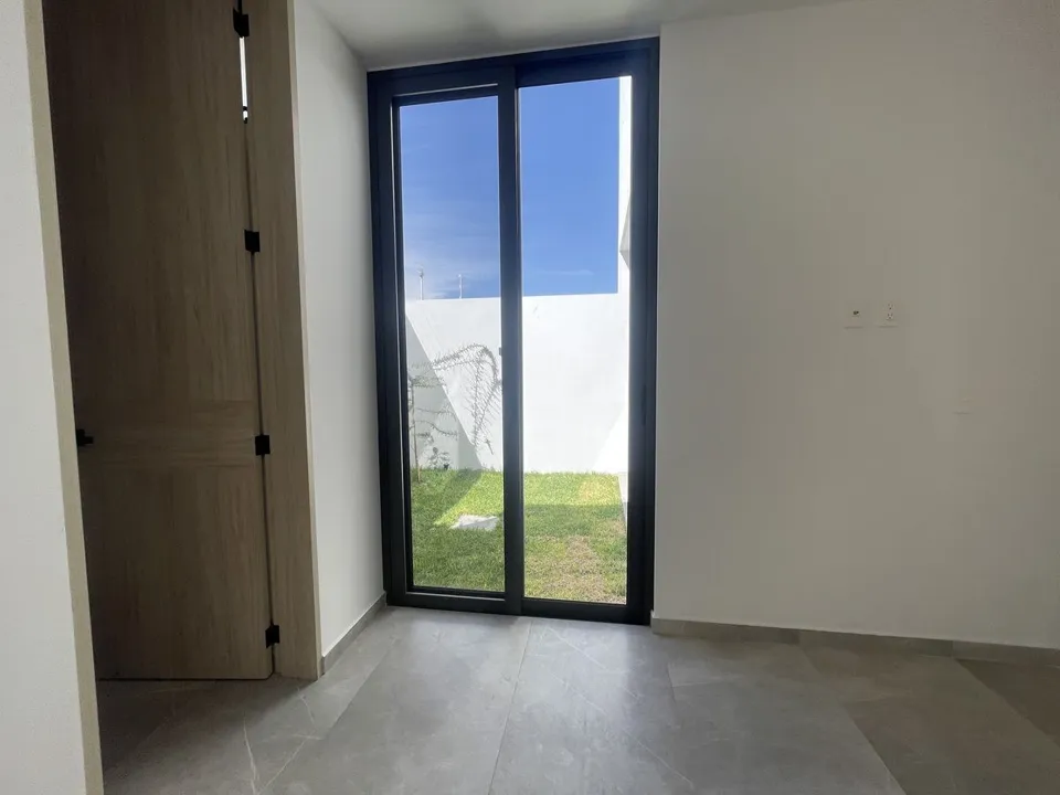 Foto 4 de CASA EN VENTA EN PARAJE CASA DE AUTOR, LAS GRULLAS, SANTA ANITA