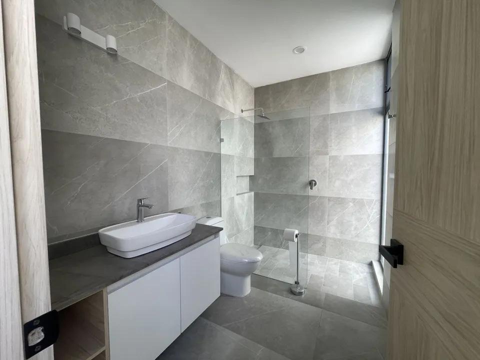 Foto 7 de CASA EN VENTA EN PARAJE CASA DE AUTOR, LAS GRULLAS, SANTA ANITA