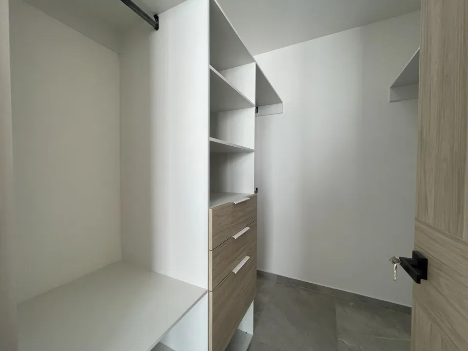 Foto 8 de CASA EN VENTA EN PARAJE CASA DE AUTOR, LAS GRULLAS, SANTA ANITA