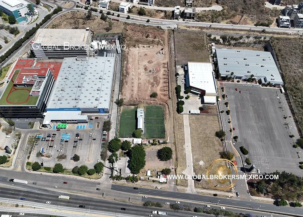 Foto 9 de Terrenos en Venta Frente al ITESO dentro de Periferico, Tlaquepaque, Jalisco