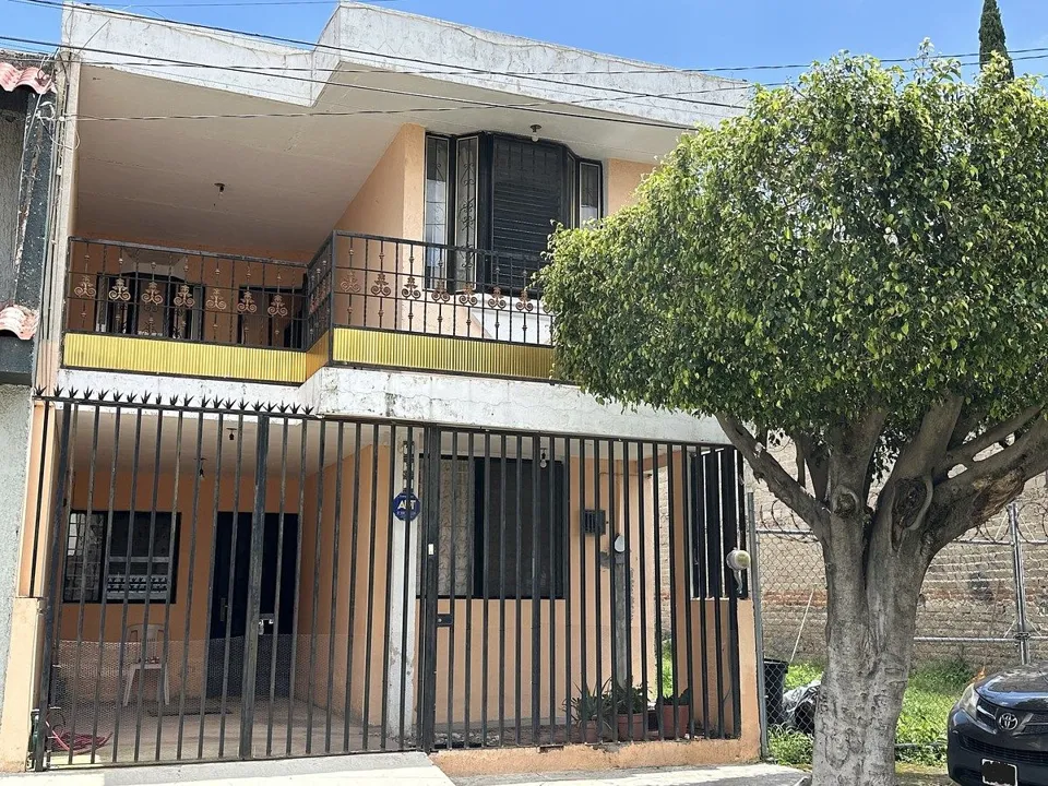 Casa en venta, Fracc. Arroyo Seco, San Pedro Tlaquepaque | RCV-2343