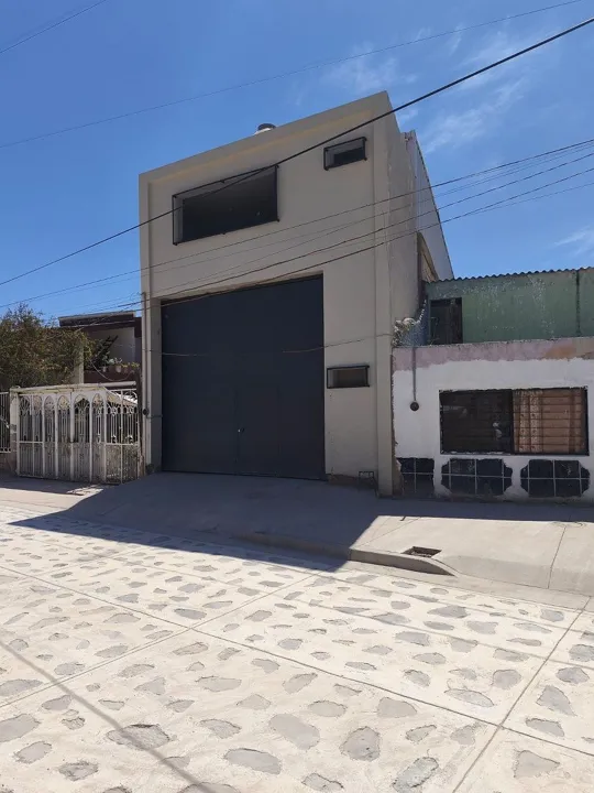 Foto 5 de BODEGA EN LA GUADALUPANA, TLAQUEPAQUE, A UNA CUADRA DEL PERIFÉRICO