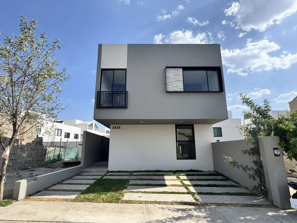 CASA EN VENTA PARQUES VALLARTA ZAPOPAN JALISCO