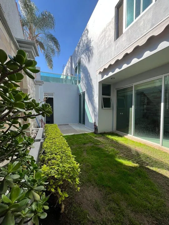 Foto 4 de Casa en venta en Jardín Real