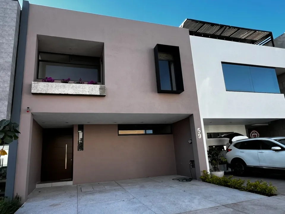 Foto 3 de Casa en venta en AV ALAMEDA PUNTO SUR , PUNTO SUR I , TLAJOMULCO
