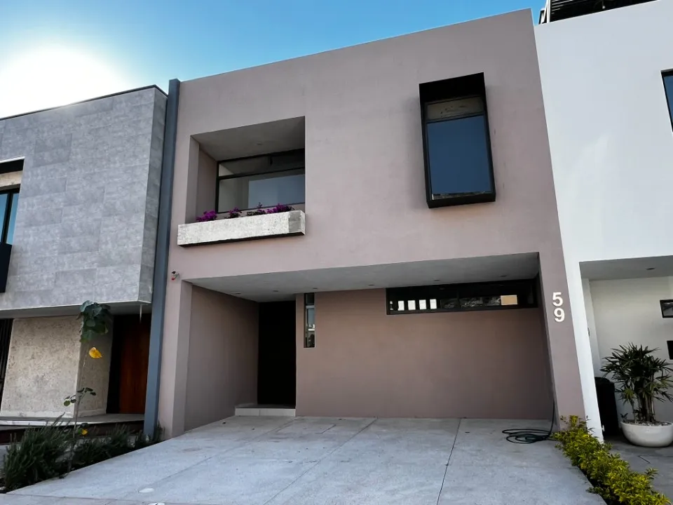 Foto 5 de Casa en venta en AV ALAMEDA PUNTO SUR , PUNTO SUR I , TLAJOMULCO