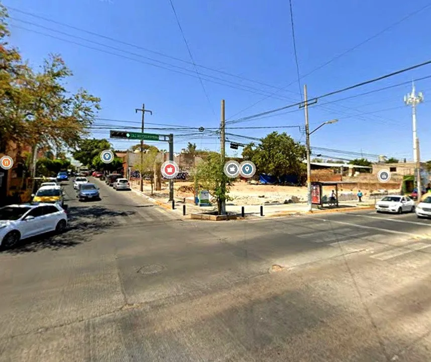 TERRENO VENTA EN ESQUINA EN CALZADA INDEPENDENCIA , HUENTITAN.