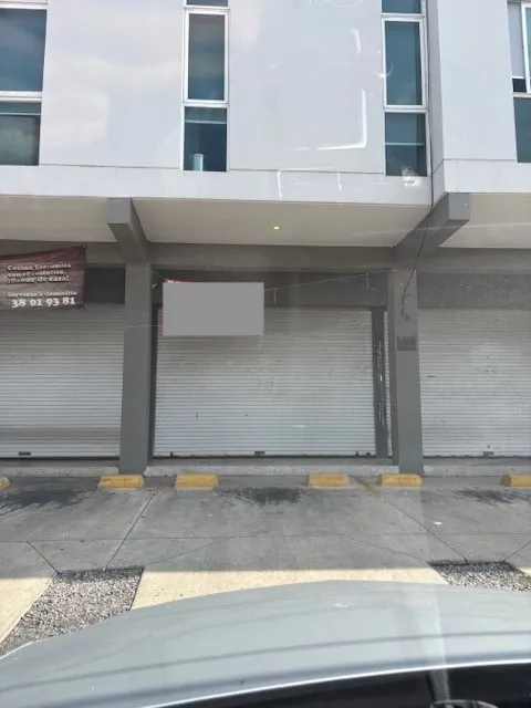 Foto 2 de Local Comercial en renta en Calle Volcán Popocatépetl, Colli Urbano, Zapopan