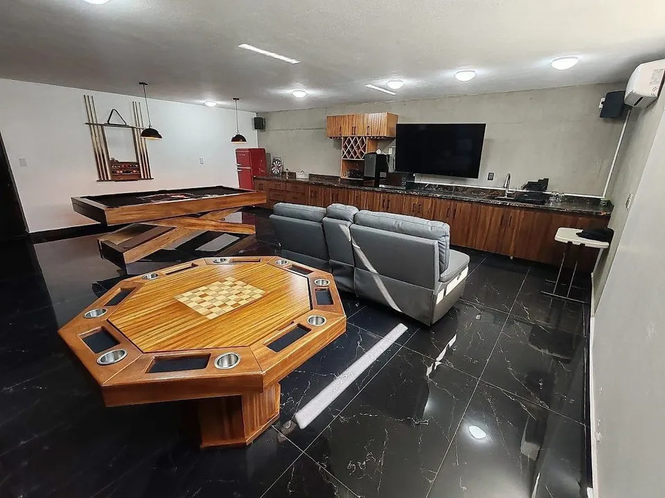 Foto 6 de SE VENDE INCREIBLE Y GRANDE CASA EN PAISAJES DEL TESORO