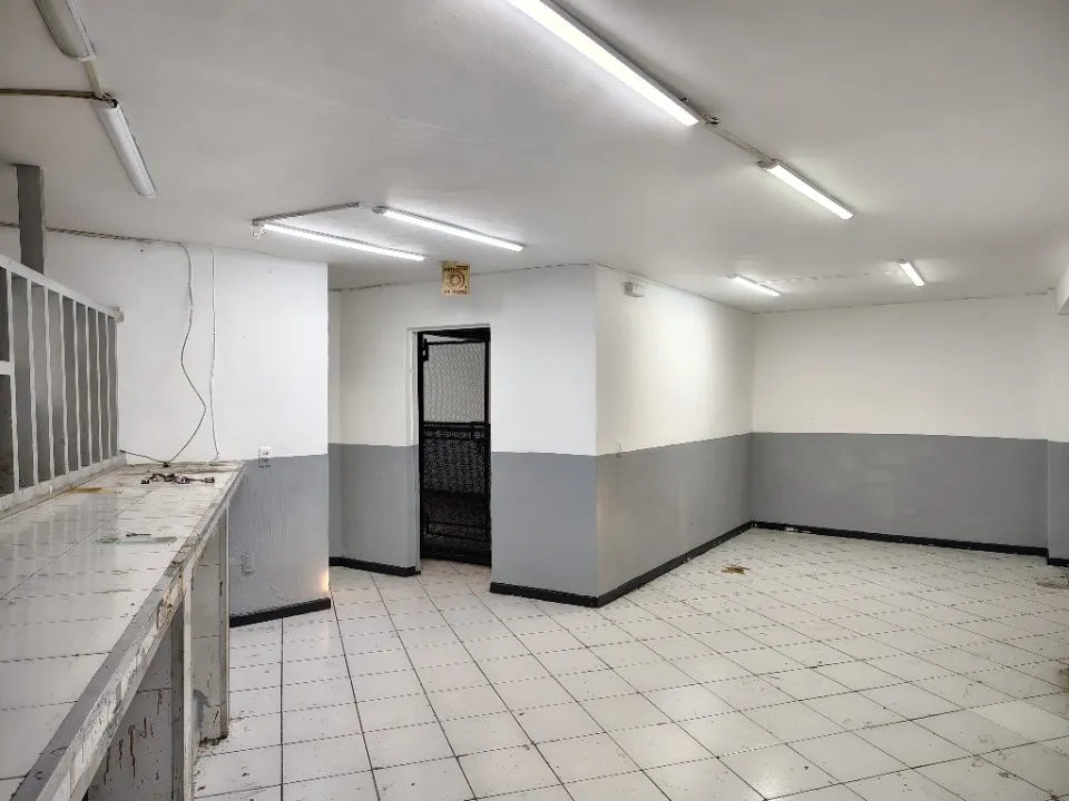 Foto 8 de Local Comercial en venta y renta en Avenida De La Cruz, San Vicente , Guadalajara