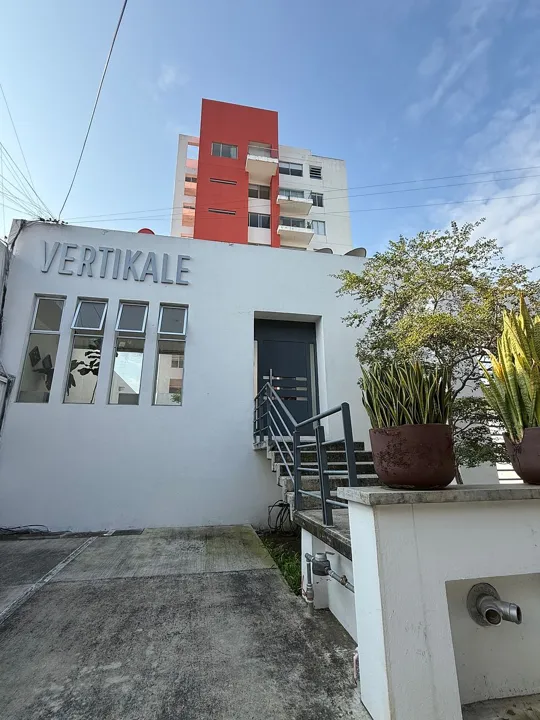 Departamento en Renta en Ciudad Granja "Torre Vertikale"