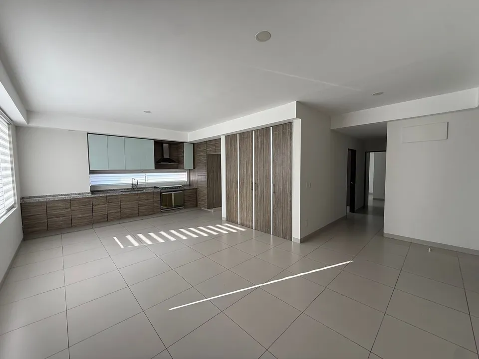 Foto 4 de Departamento en Renta en Ciudad Granja "Torre Vertikale"