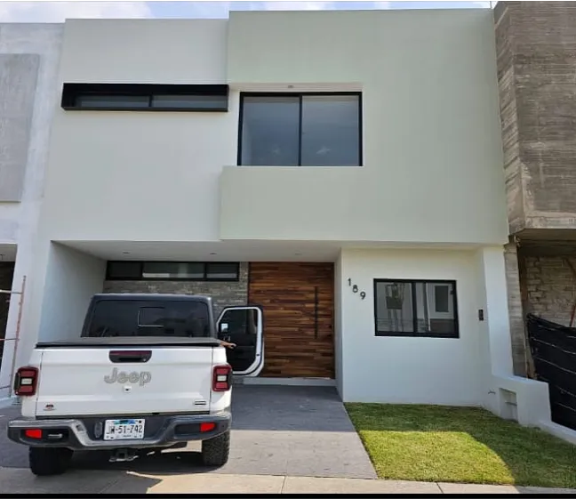 RENTA CASA EN COTO ALTANZA EN FRACC SOLARES,  ZAPOPAN JAL