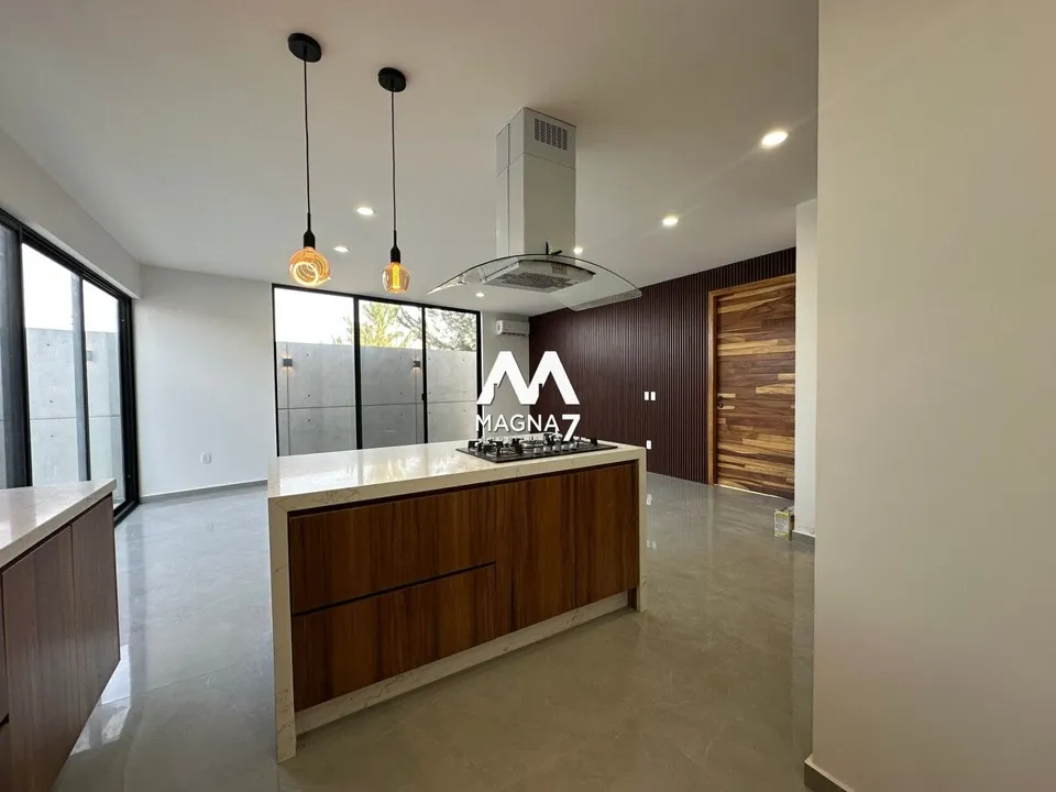 Foto 7 de VENTA CASA SOLARES PRIVANZA