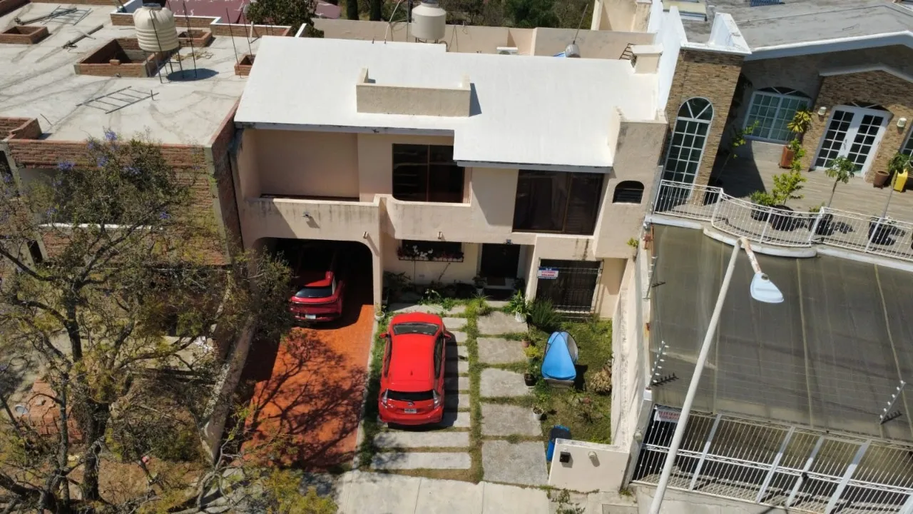 Casa en venta en 2Da Seccion, Bugambilias, Zapopan