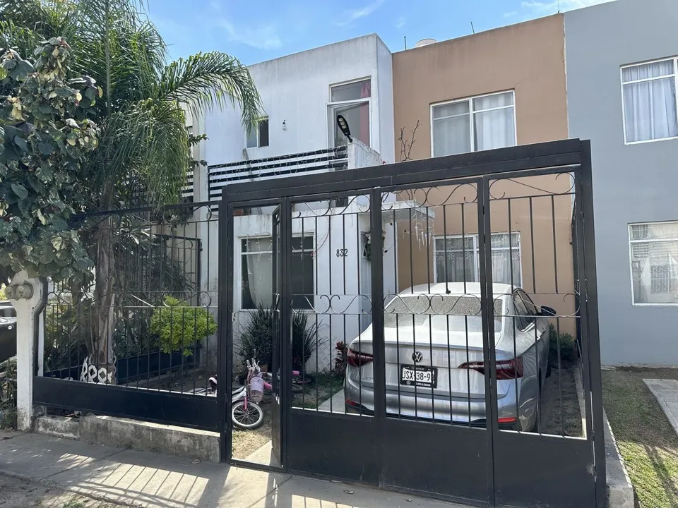 Casa en Venta, Colonia Las Agujas, Tesistán, Jalisco.