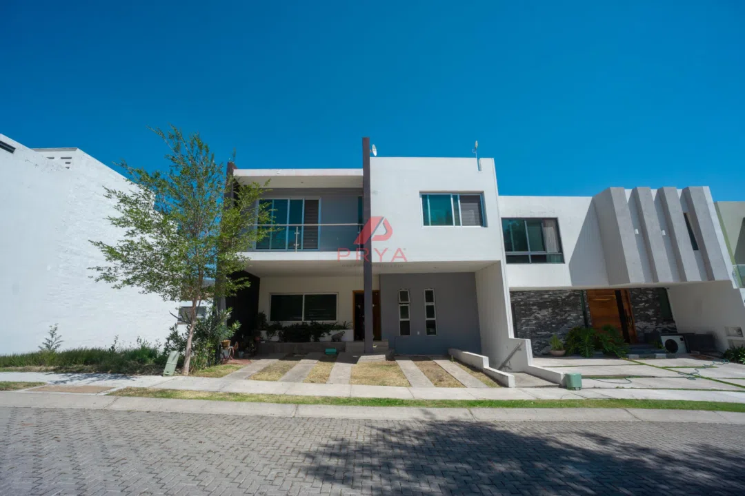 Casa en venta en Arbolada Bosques de Santa Anita!tlajomulco de zuñiga