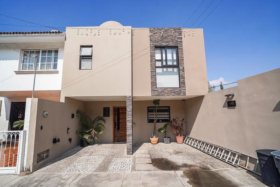 Casa en Jardines de La Patria, Zapopan