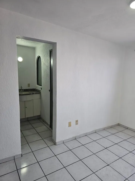 Foto 8 de Casa en Renta en Las Águilas sobre avenida