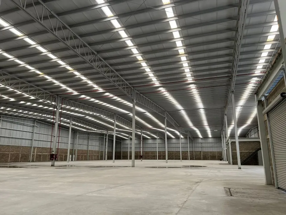 Foto 4 de Bodega NUEVA en Renta en Álamo Industrial a 3 min de Calz Lázaro Cárdenas