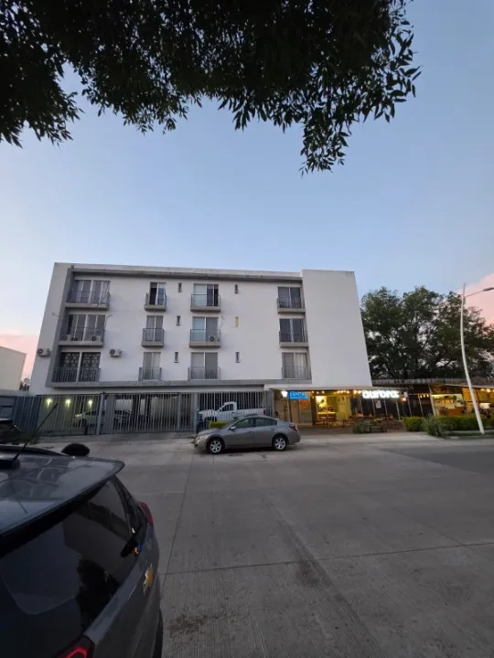 Foto 4 de Departamento en renta en Avenida Patria, Alamo Industrial, San Pedro Tlaquepaque