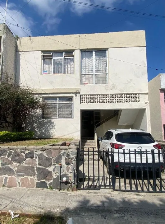 Casa en venta en Bilbao, Santa Monica, Guadalajara
