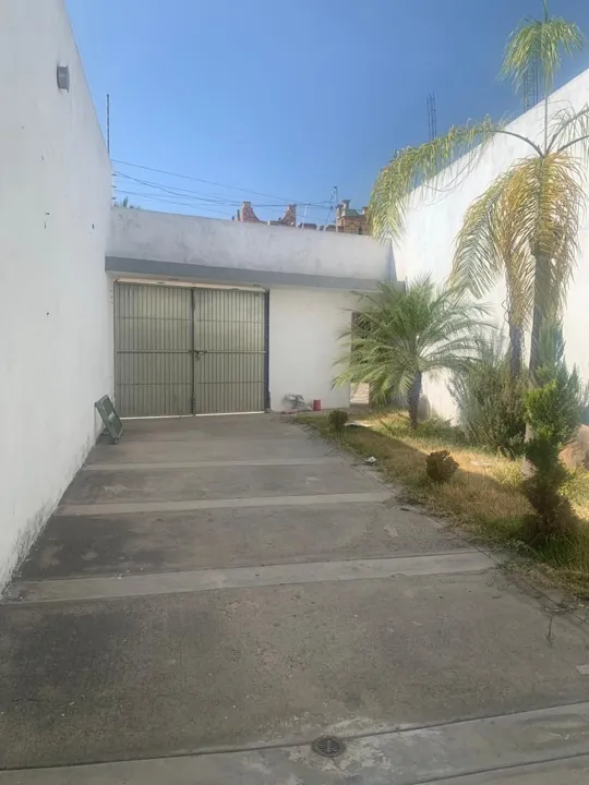 Foto 2 de Casa venta en Col. El Vergel, Tlaquepaque