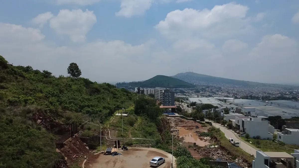 Foto 4 de TERRENO EN VENTA CON PENDIENTE — PAISAJES DEL TESORO, ETAPA 6A, TLAQUEPAQUE
