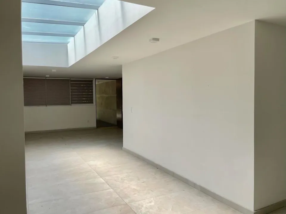 Foto 9 de Se renta oficina totalmente remodelada en Chapalita, 6 H, 6.5 B