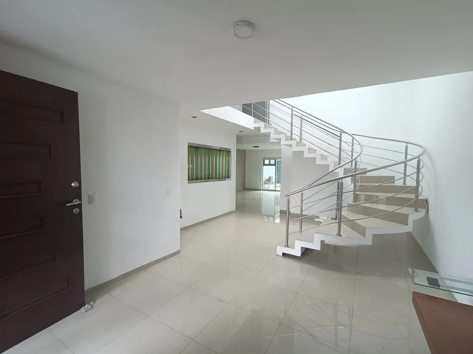 Foto 7 de Casa en venta en Jardines de Guadalupe Zapopan Jalisco