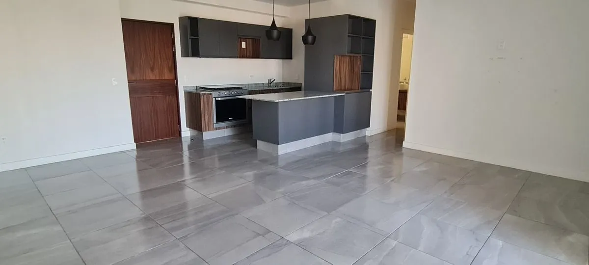 Foto 2 de Se Vende amplio departamento en Liva para Inversionistas