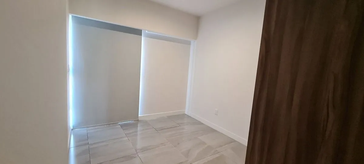 Foto 6 de Se Vende amplio departamento en Liva para Inversionistas