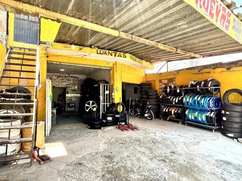 Foto 2 de Locales y departamentos en Venta Prol. Av Guadalupe