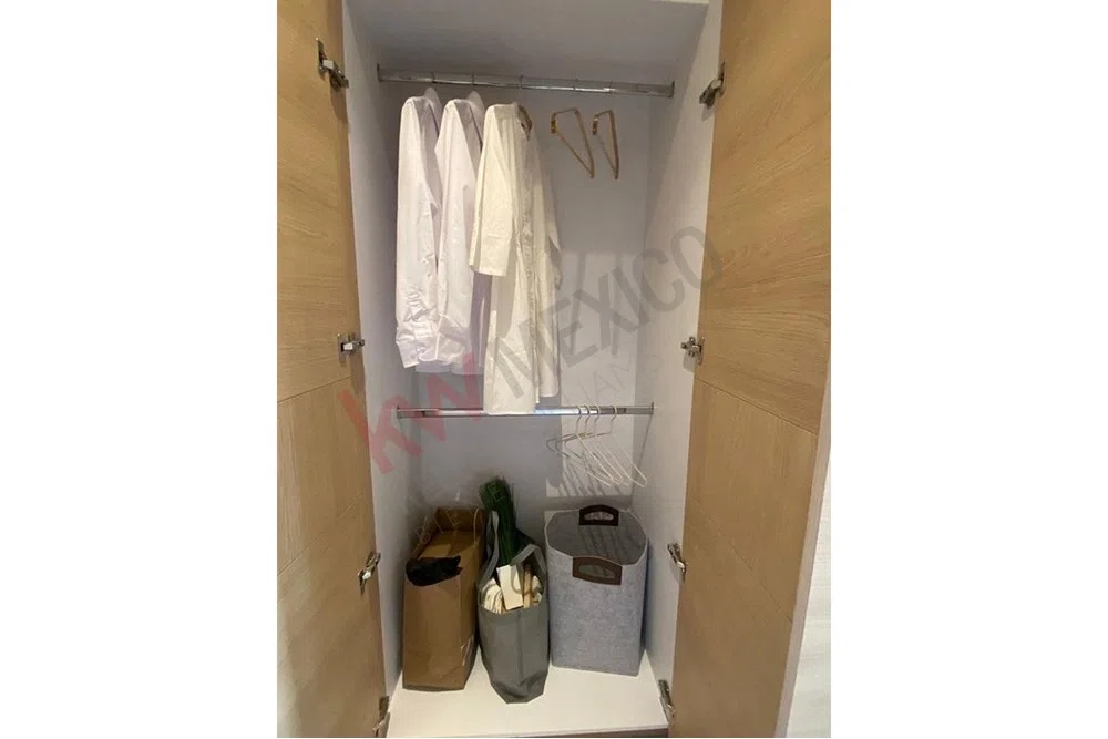 Foto 4 de Propiedad en VENTA - Calle López Cotilla 1199, Americana, 44160 Guadalajara, Jal, México