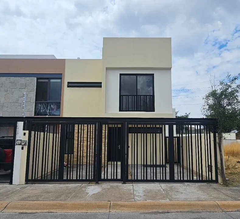 Casa en venta en Parques Vallarta, Zapopan, Jalisco