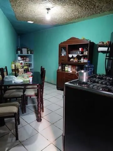 Foto 8 de Casa con locales en venta, Colonia Santa Cruz del Valle, Tlajomulco
