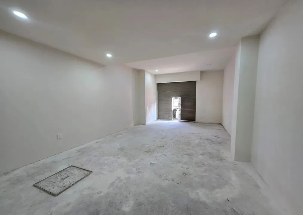 Foto 8 de Local Comercial en venta en Herrera Y Cairo, Santa Teresita, Guadalajara