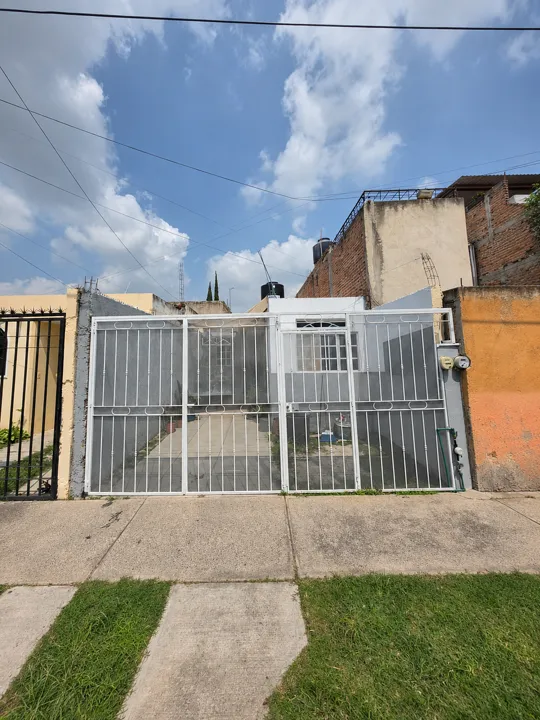 🏡 Casa de Una Planta con Potencial para Ampliación