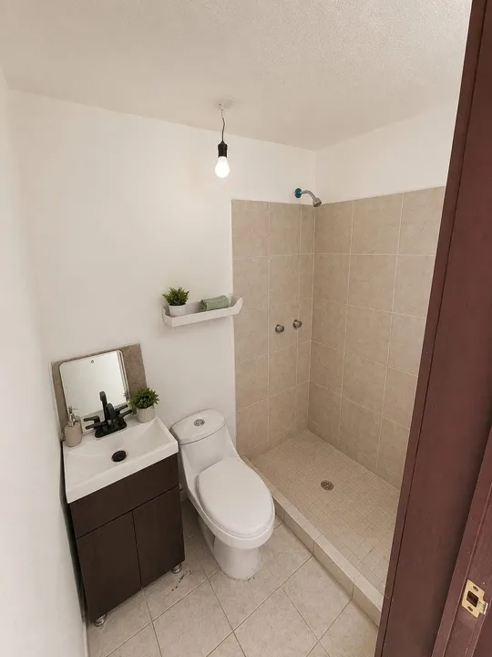 Foto 8 de 🏡 Casa de Una Planta con Potencial para Ampliación