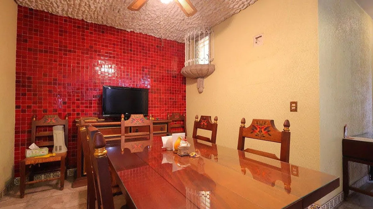 Foto 4 de Casa en Venta, Jardines del Bosque, Guadalajara, Jalisco.