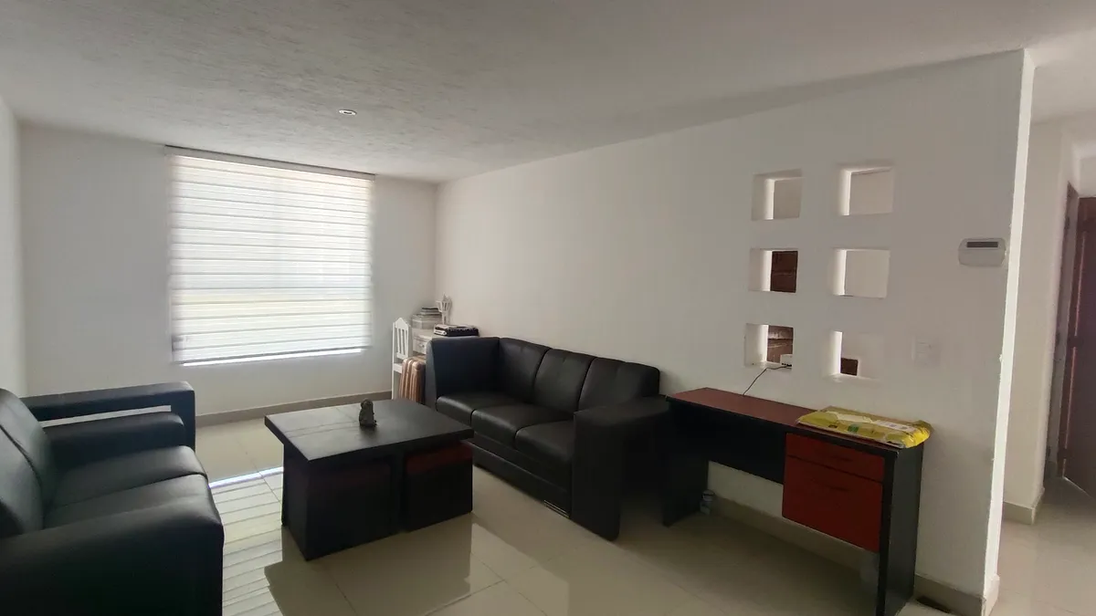 Foto 2 de Casa en venta en PORTA REAL, Av. Aviacion, Zapopan