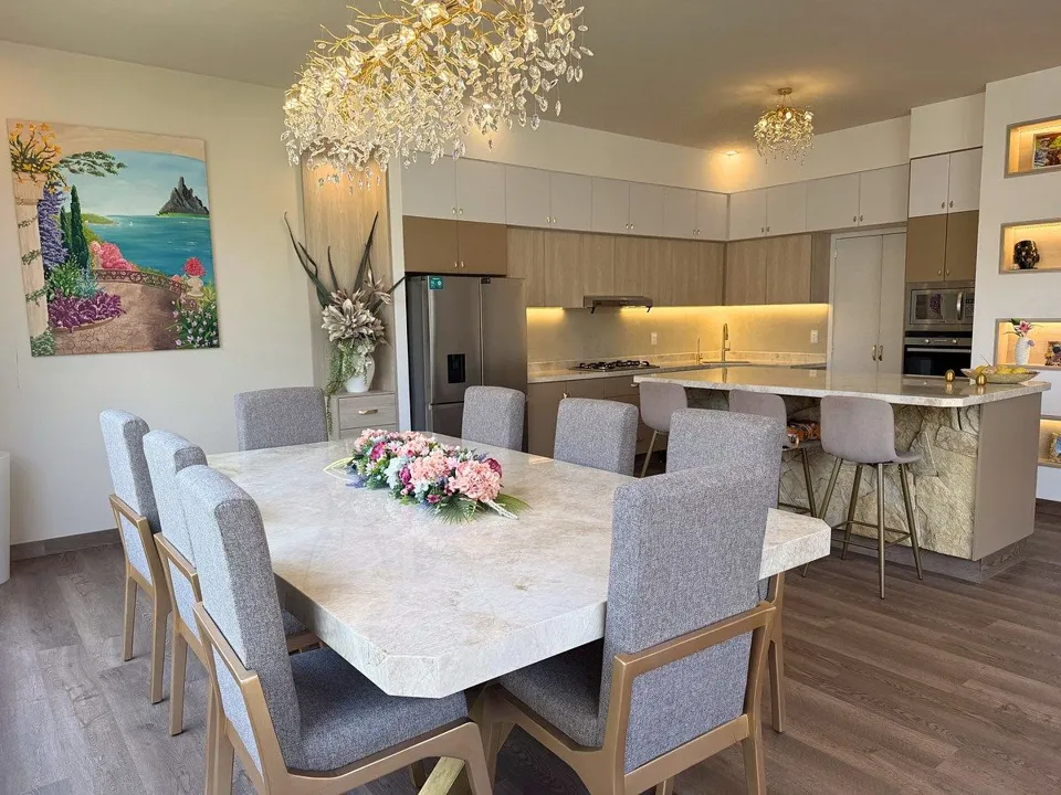 Foto 3 de Casa de autor amueblada en venta Bosques de Santa Anita