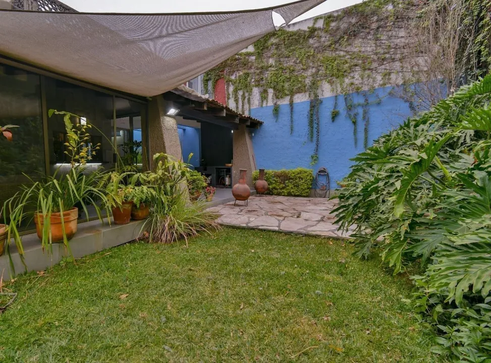 Casa Tulipán en remodelación en venta, Ciudad de los niños.