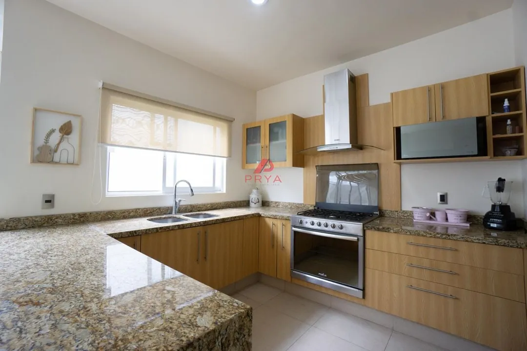 Foto 6 de Casa en Renta en Bosques de Santa Anita, Tlajomulco | 3 Recámaras Semi Amueblada