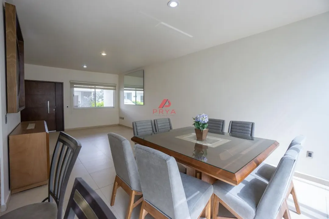 Foto 9 de Casa en Renta en Bosques de Santa Anita, Tlajomulco | 3 Recámaras Semi Amueblada