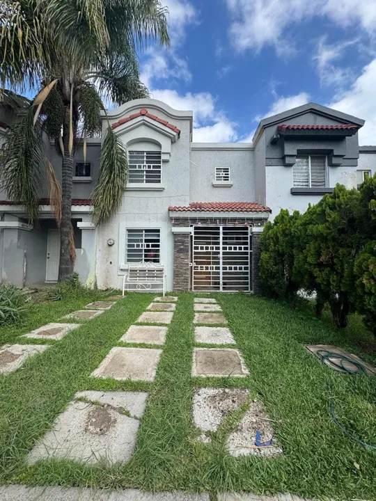 Foto 2 de Casa en venta en Tonala