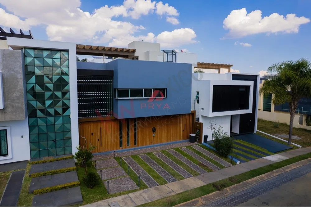 Casa en venta en Valle Imperial Zapopan,Jalisco:3 Recámaras y Diseño Moderno